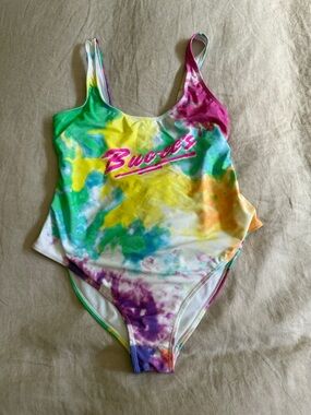 CUTE Tie Dye BUC-EES Bathing Suit Sz M very good condition 🌈
